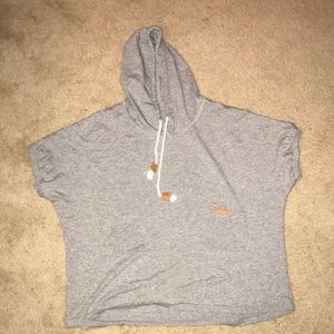 Gray Cropped Short Sleeve Hoodie
